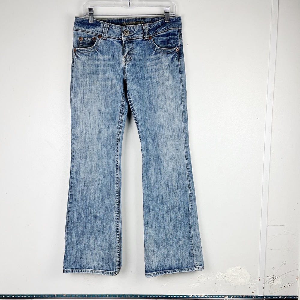American Eagle Womens Boyfriend Jeans Light Blue Mid Rise Long Length Size 10